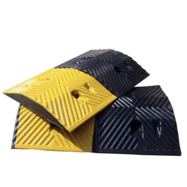 Best Quality 50cm Speed Bumps for Sale Road Speed Breakers - Image 2