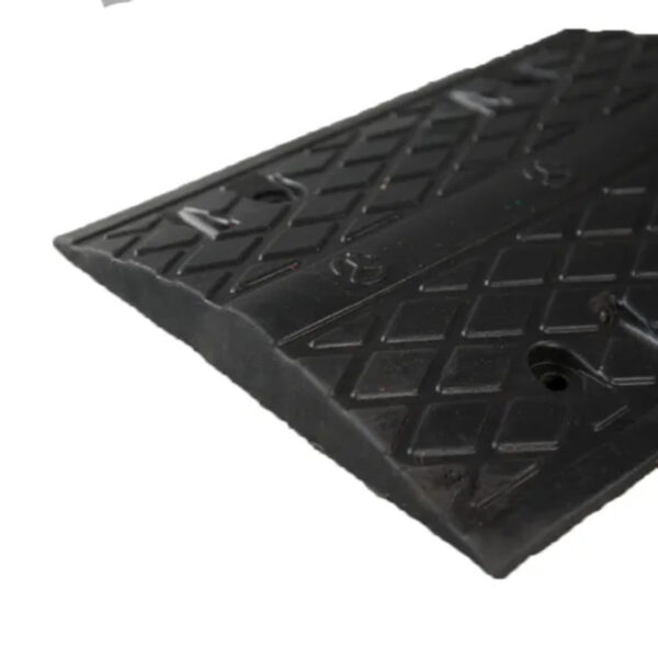 Traffic Safety Portable Rubber Heavy Duty Flat Top Road Hump - Image 4