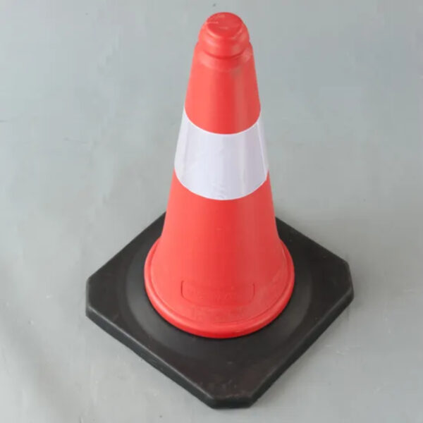 Customized High Quality 500mm PE Cone Traffic Safety Cone - Image 4