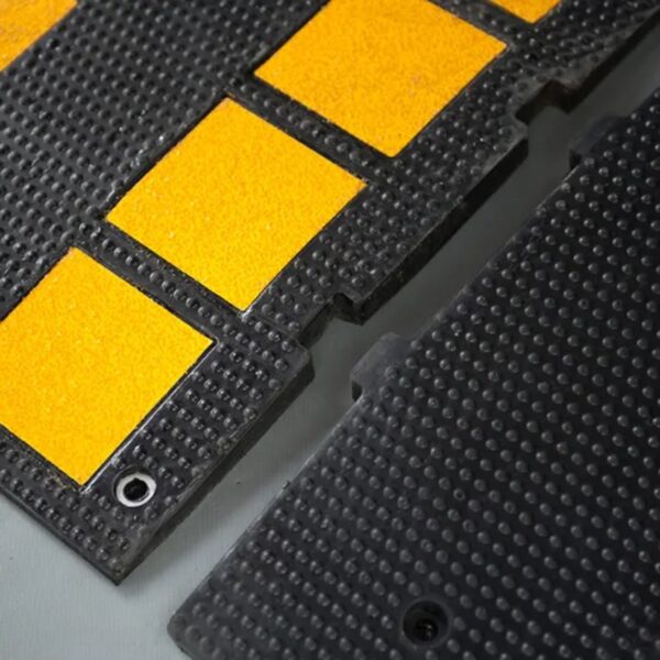 Hot Selling Good Quality Rubber Virtual Speed Humps - Image 2