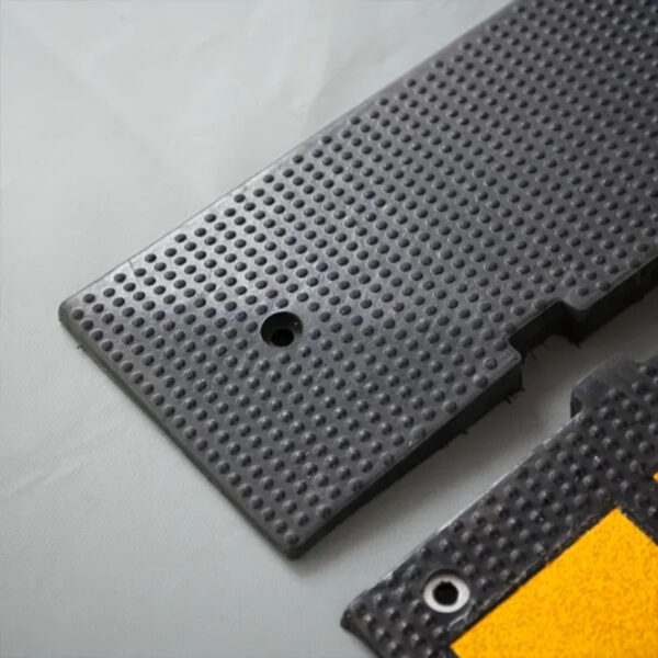 Hot Selling Good Quality Rubber Virtual Speed Humps - Image 5