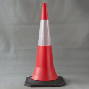 1000mm Black Base Cone