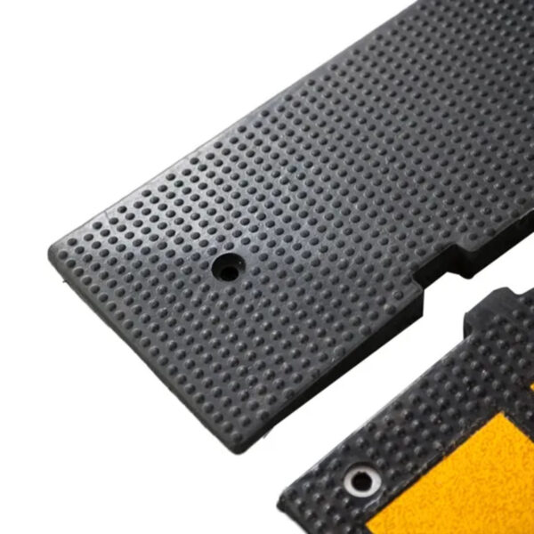 Driveway Roadside Ramps Rubber Road Safety Speed Hump - Image 3