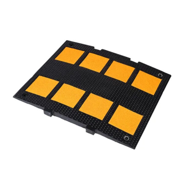 Portable Traffic Driveway Heavy Duty Rubber Speed Hump - Image 2