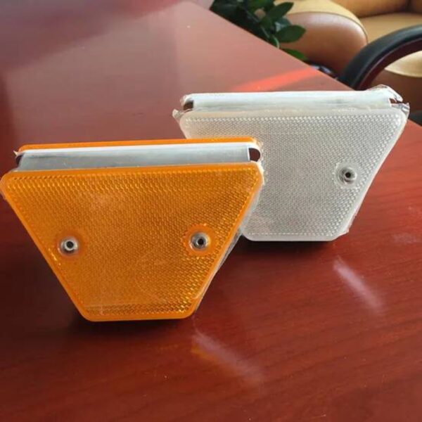 Reliable Guardrail Road Reflective Double Sides Delineator - Image 2