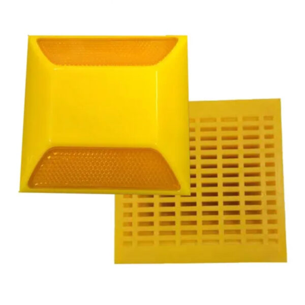 Reliable Reflective Plastic Raised Pavement Marker Road Stud - Image 2
