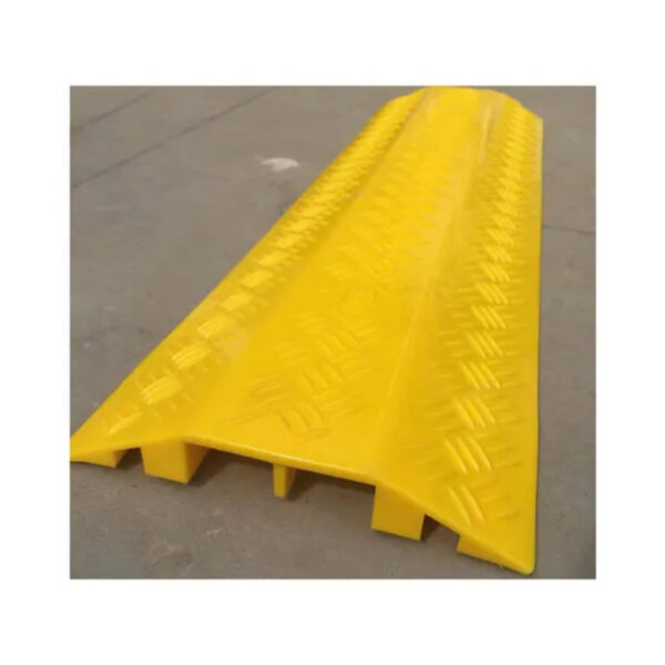 High Quality 1 Meter Yellow Plastic Separate Delineator - Image 3