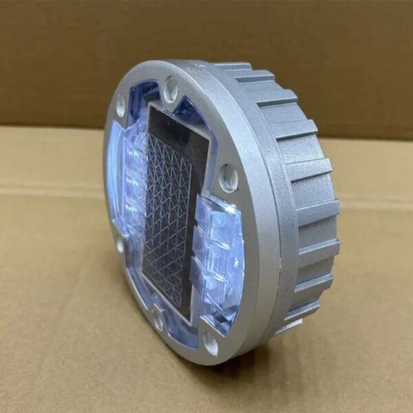 143mm Round Stud Embedded Underground LED Solar Road Stud - Image 3