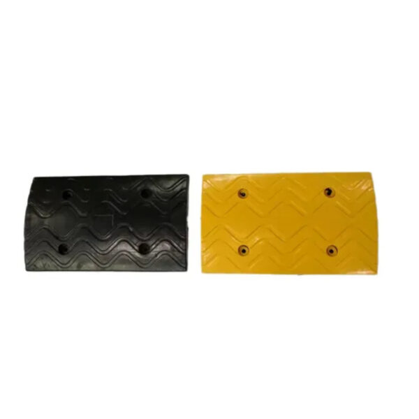 Reliable 500x300x45mm Road Safety Rubber Car Speed Hump - Image 3