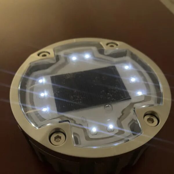 Reliable High Quality 125mm Underground Solar LED Road Stud - Image 5