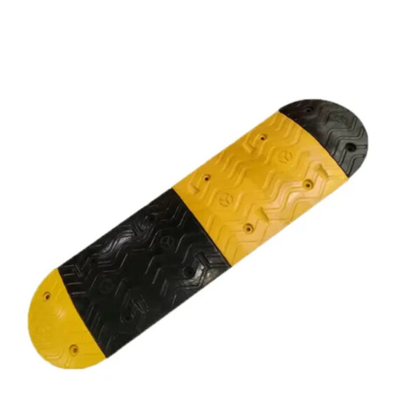Reliable 1830x300x58mm Durable Rubber Long Speed Bump - Image 3