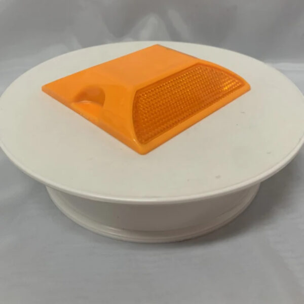 Custom High Quality Plastic Stud Raised Pavement Marker - Image 2