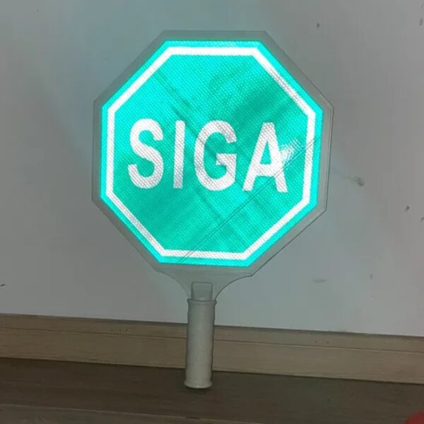 Reliable Handheld Go Stop Plastic Reflective Warning Sign - Image 4