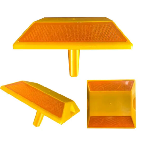 High Quality Plastic Yellow Reflector Road Stud with Nail - Image 2