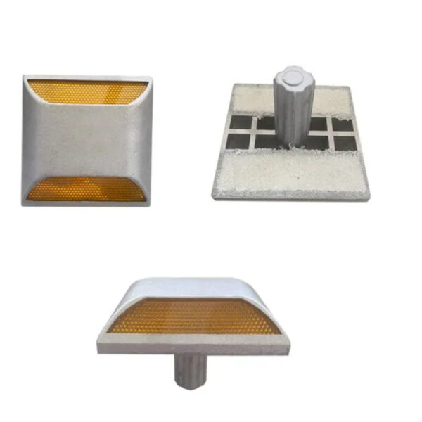 105×105×25mm Aluminum Sand Filled Reflective Roadside Stud - Image 4
