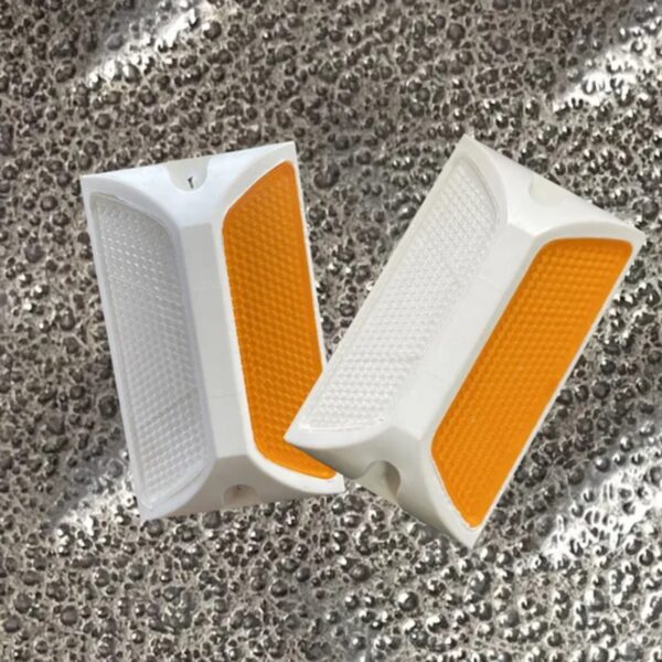 Best High Quality 103X62X20mm Plastic Small Road Stud - Image 2
