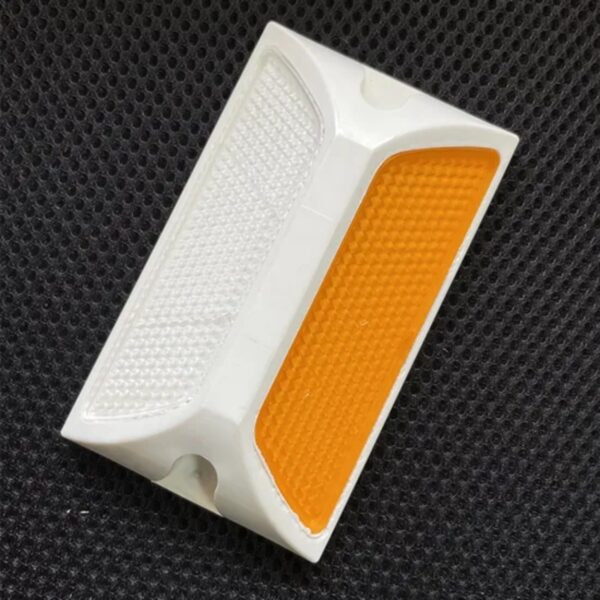 Best High Quality 103X62X20mm Plastic Small Road Stud - Image 4
