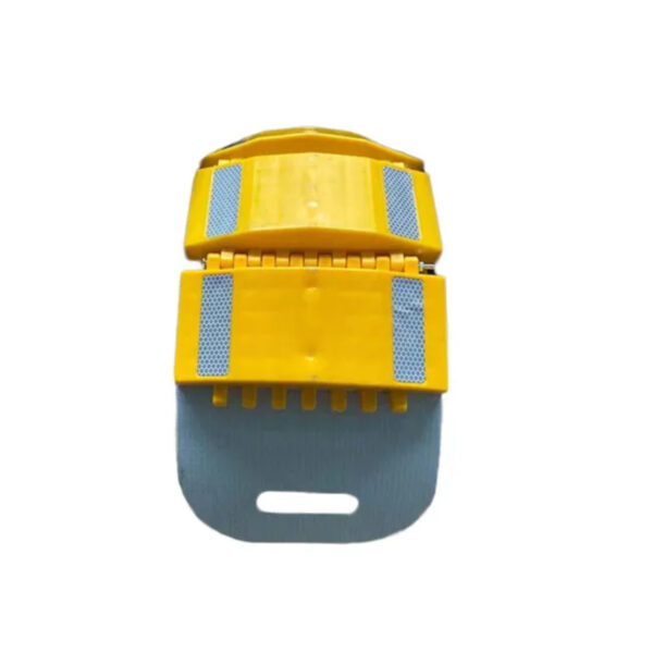 Reliable Plastic 3000x220x40mm Portable Yellow Speed Bump - Image 4