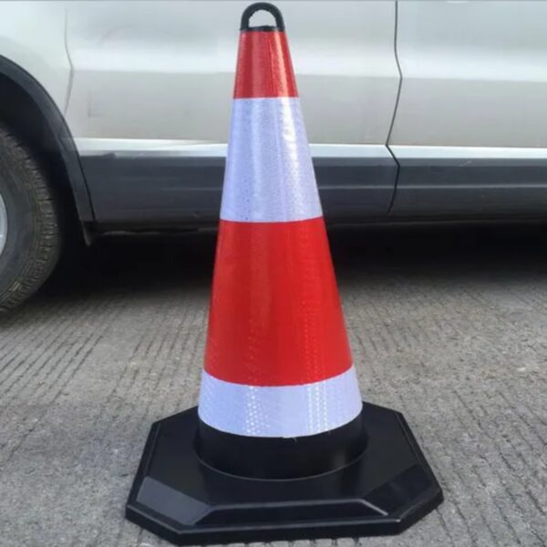 75cm Rubber Cone