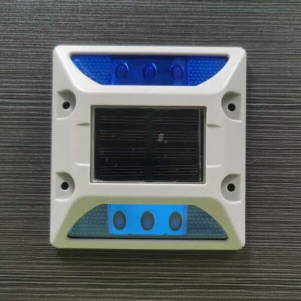 Reliable Highway Aluminum Stud LED Cat Eye Flashing Stud - Image 3