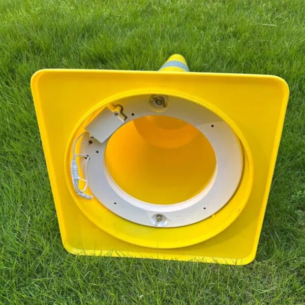 Reliable 75cm Red LED Solar Cone Plastic Traffic Safety Cone - Image 2