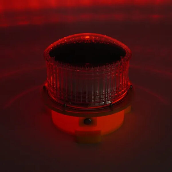 Waterproof 360 Degree Solar Dock Red LED Warning Light - Image 4
