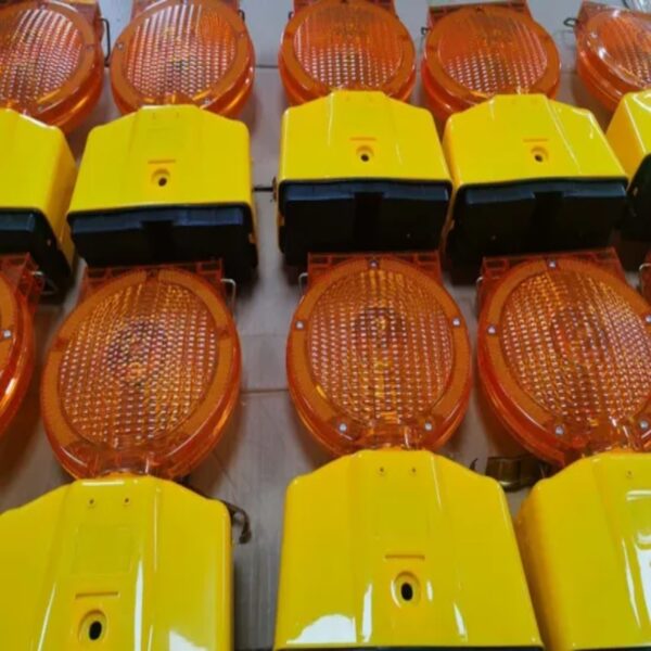 Traffic Signal Light Road Safety Rechargeable Warning Light - Image 2