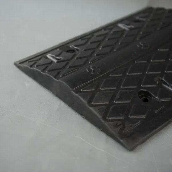 Reliable Roadsafe Car Speed Bump Wheel Stopper Speed Bumps - Image 4