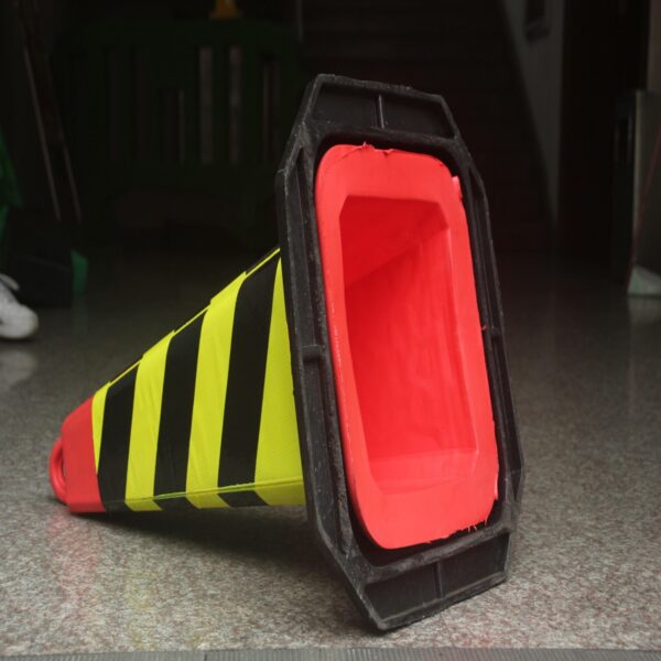 High Quality Parking Reflective Road Cone EVA Traffic Cone - Image 4