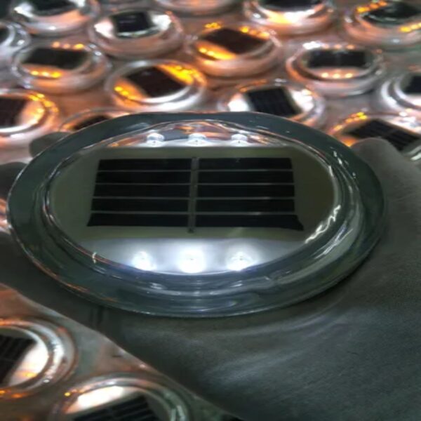 Reliable High Quality Heavy Duty Traffic Stud Solar LED Stud - Image 3