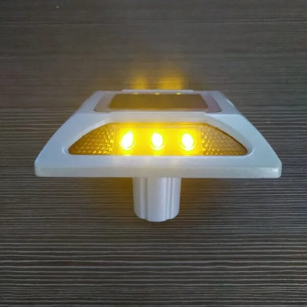 High Durability Stud Solar Powered LED Reflective Road Stud - Image 4