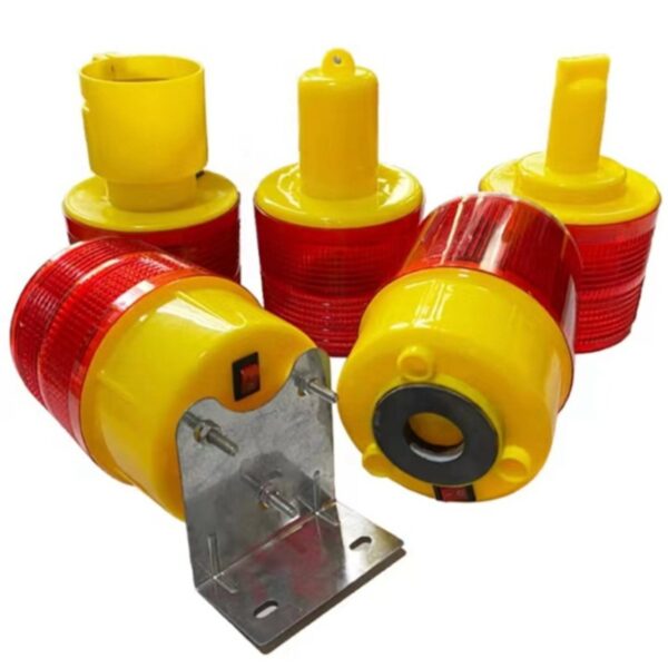 LED Solar Power Traffic Light Plastic Flashing Traffic Light - Image 2