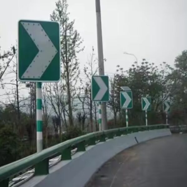 Red Cross Sign Traffic Direction Light Signs with Led Light - Image 4