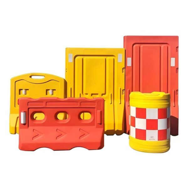 Reliable Water Filled Road Barrier Three Holes Barricades - Image 3