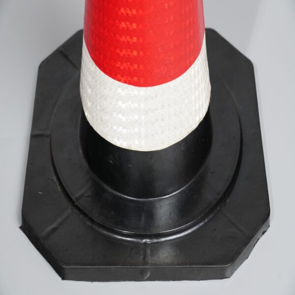 Hot Sale 900mm Rubber Cone Reflective Traffic Safety Cone - Image 4