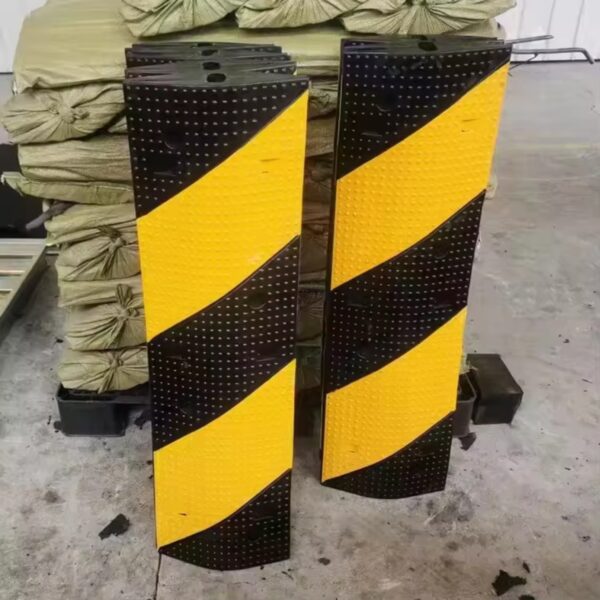 Customized Good Quality Roadway Twill Style Bump - Image 3
