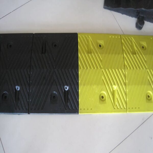Customized Premium Quality Roadway Traffic Bumps - Image 4