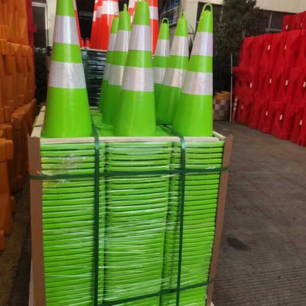 Customized Reliable High Quality 450mm PVC Traffic Cone - Image 6
