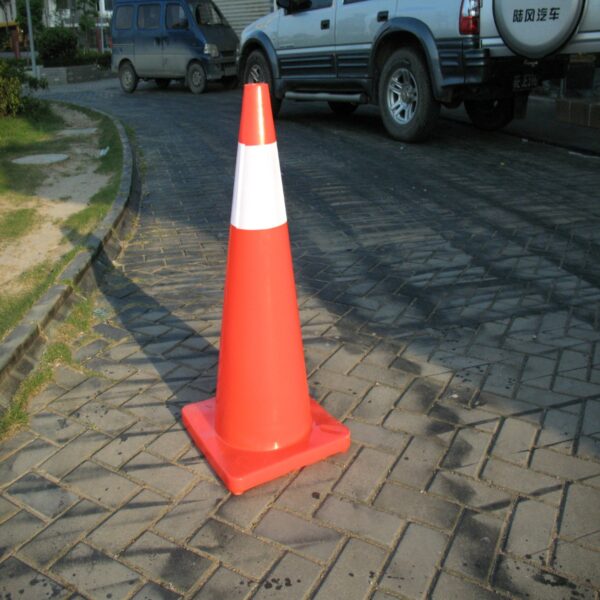 Customized Reflective High Quality 50cm Road Cones - Image 5