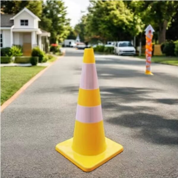 Customized Reliable High Quality Visible PVC Traffic Cone - Image 4