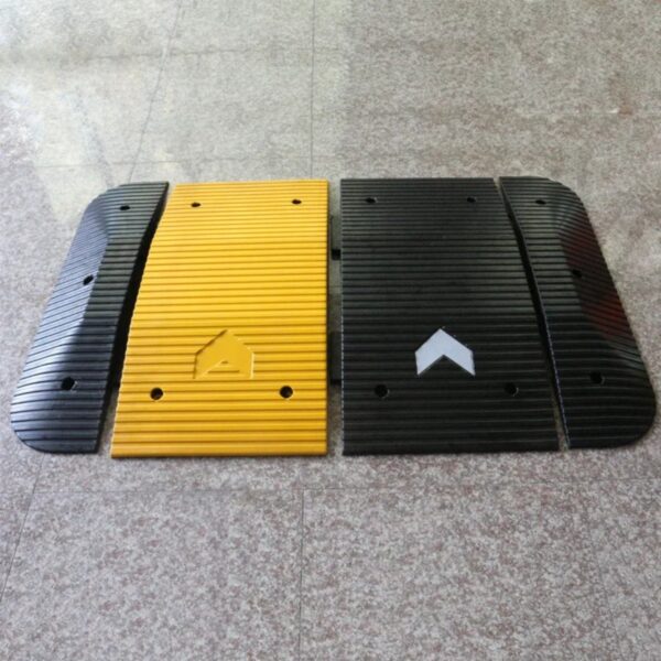 High Quality Traffic Safety Strip Non-Slip Speed Bumps - Image 3