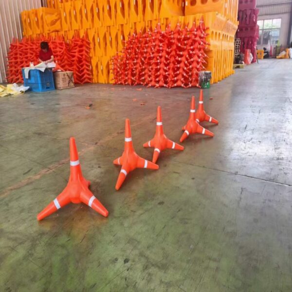 Customized Reliable High Quality Tetrapod Traffic Cone - Image 3