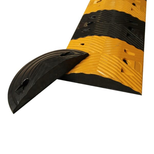 High Quality Trapezoidal Speed Bump Yellow Black Speed Bumps - Image 3