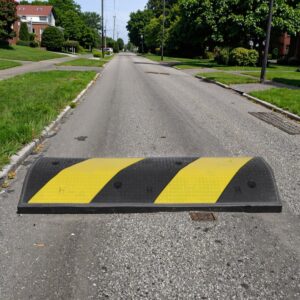 Wholesale Heavy Duty 100x30x4cm Hot Sale Speed Hump