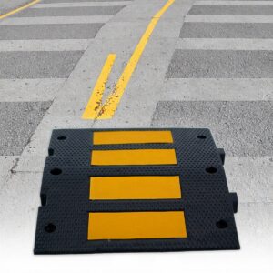 Wholesale 600mm Reflective Rubber Cushion Hump for Roadway