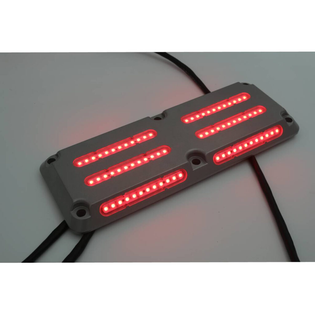 DC12V Aluminum Sidewalk Traffic Light Stud For Roadway Safety