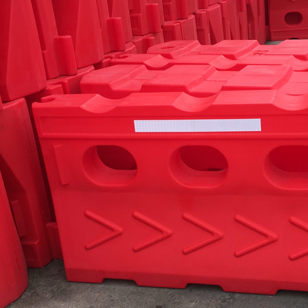 Temporary Road Construction Site Water Filled Barrier 200x100x45cm